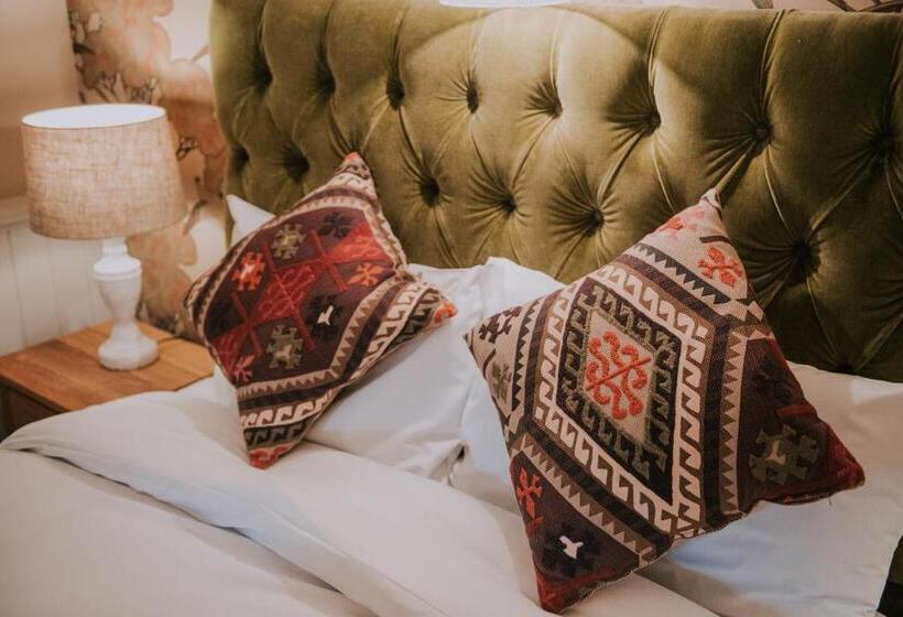 호텔 The Falkland Arms