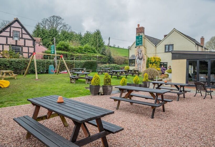 Отель The Farmers Boy Inn Guest House