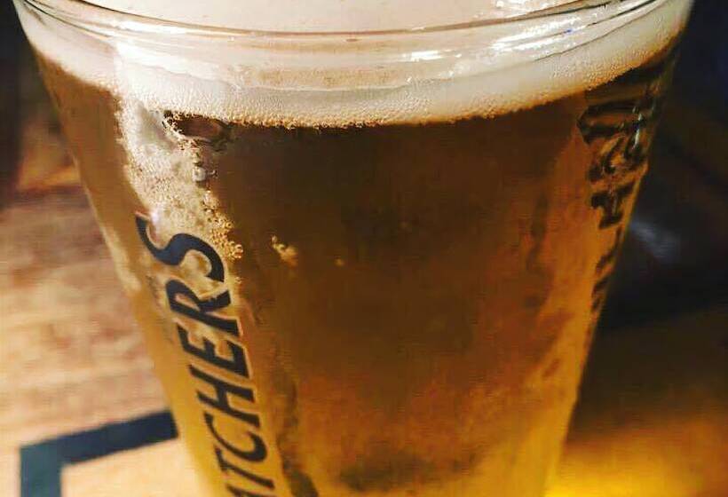 Отель The Farmers Boy Inn Guest House