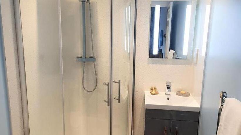 ホテル The George Country Inn, Wath