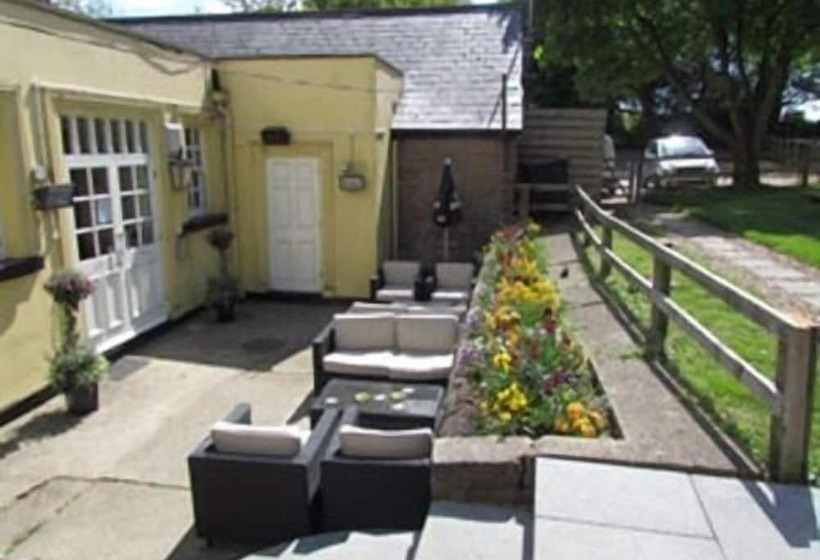 فندق The Greyhound Wigginton