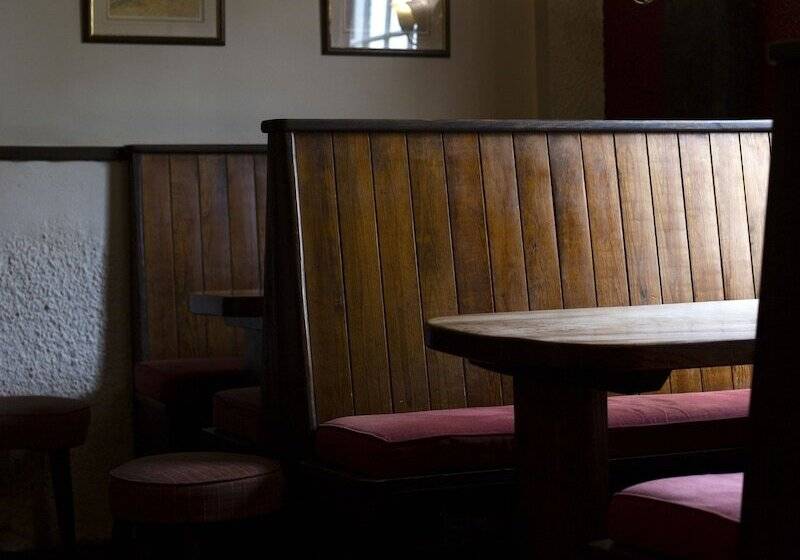 فندق New Inn