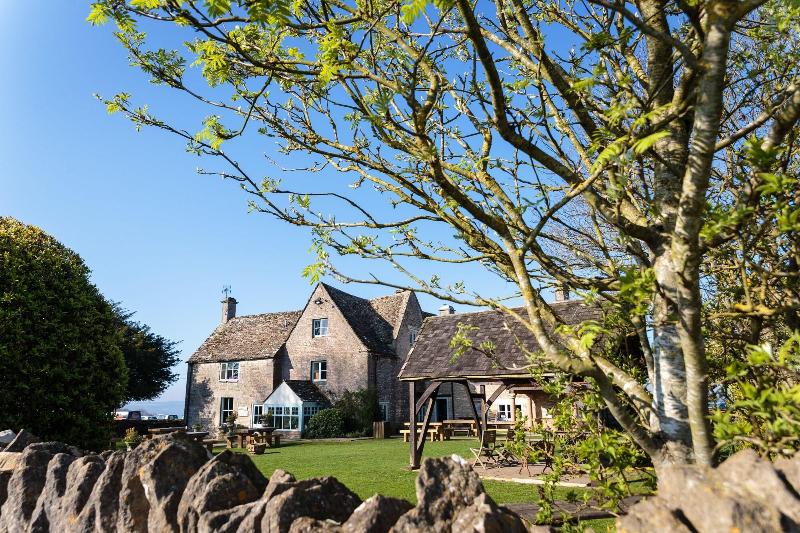 Отель The Old Lodge