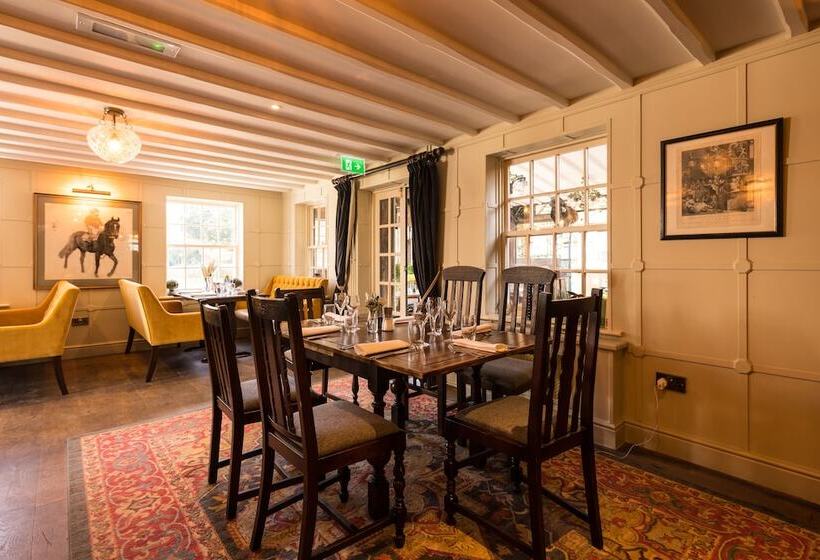 ホテル The Queen S Arms