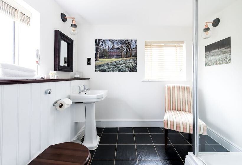 호텔 The Queen S Arms