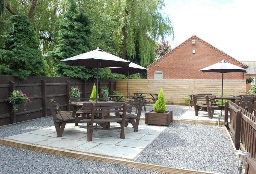 호텔 The Royal Oak