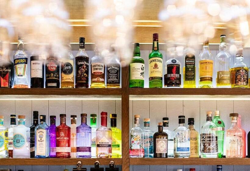 호텔 The Royal Oak