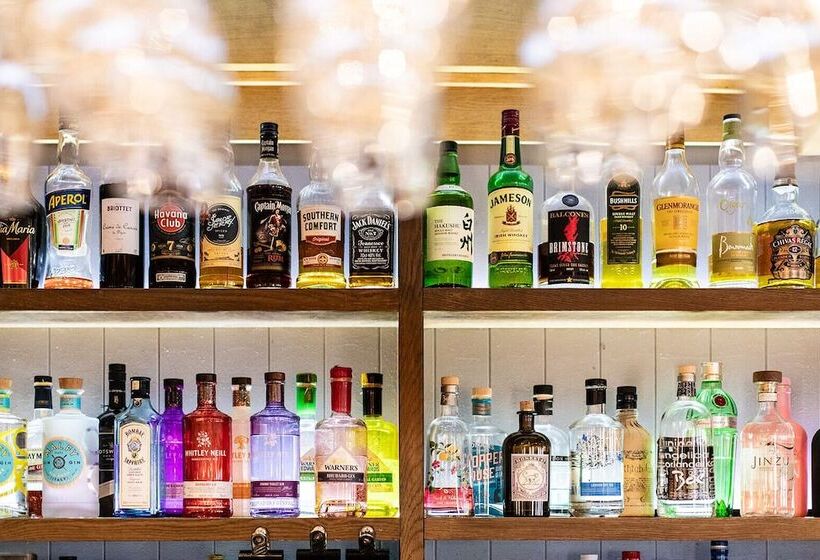 호텔 The Royal Oak