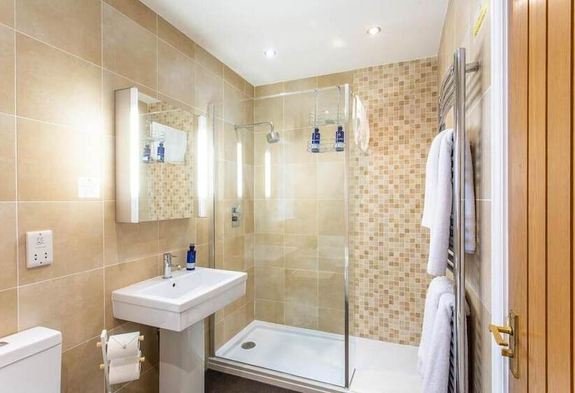 호텔 The Royal Oak