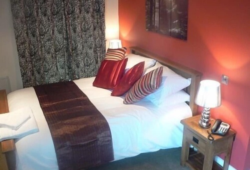 酒店 The Walnut Tree Inn