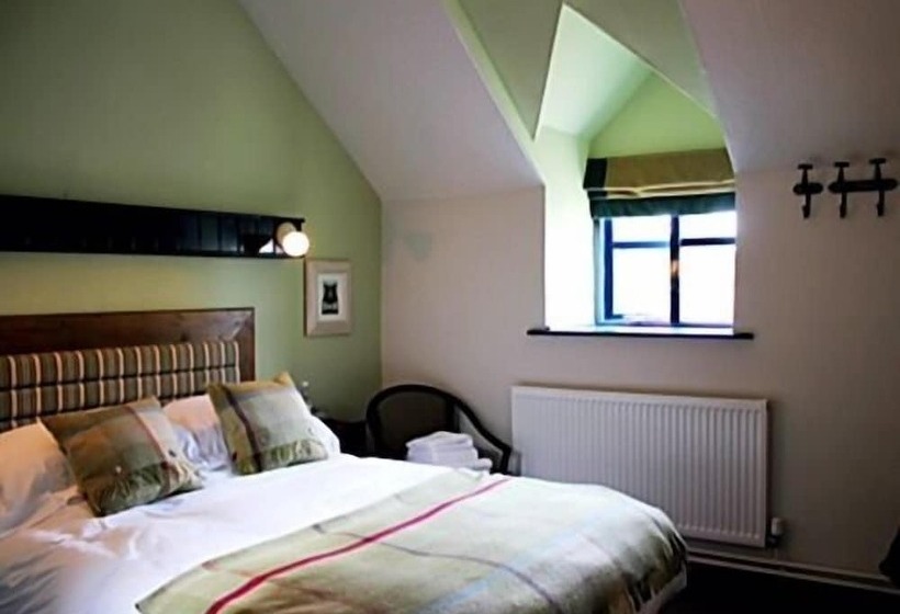 Отель The White Horse Inn