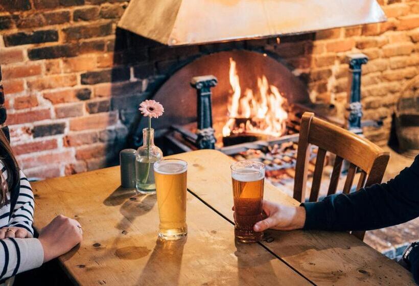 فندق White Hart Inn