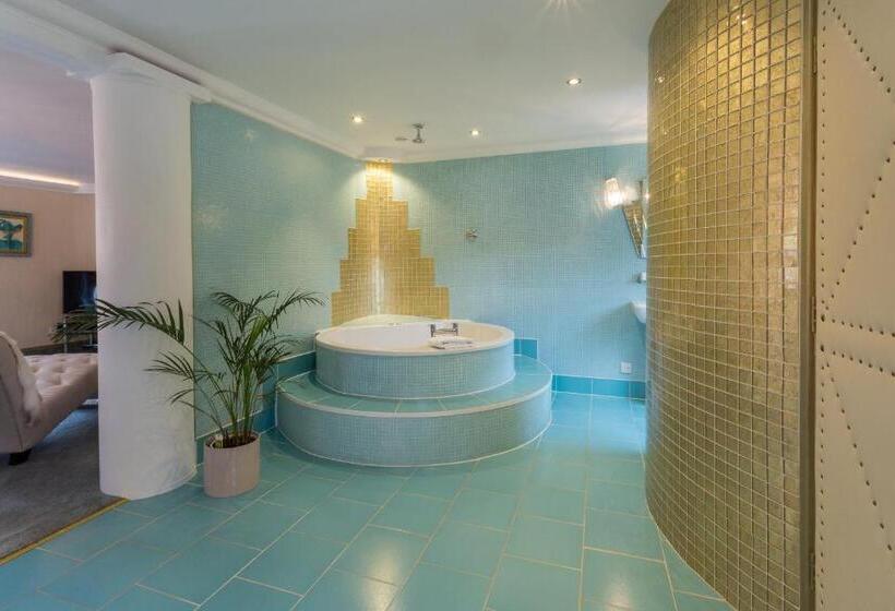 호텔 Who D A Thought It