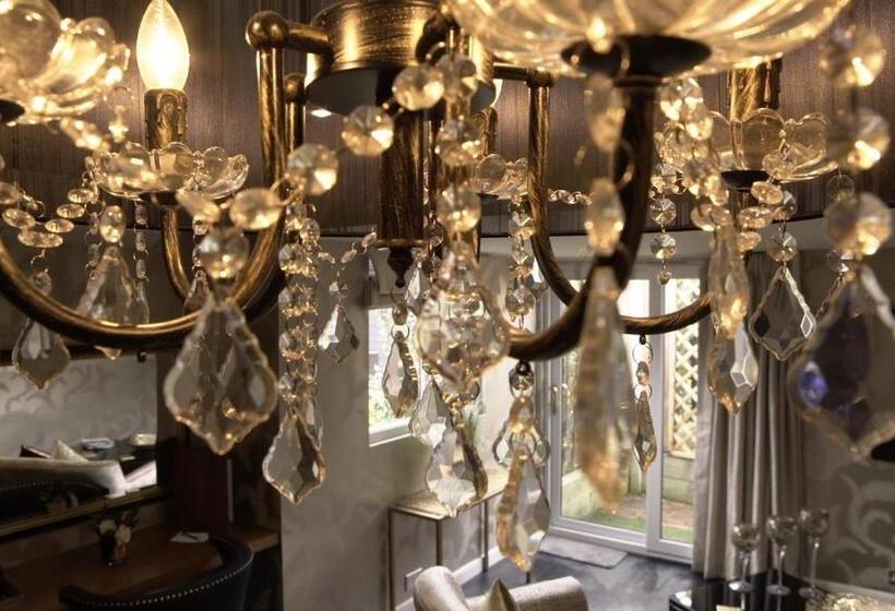 호텔 Who D A Thought It