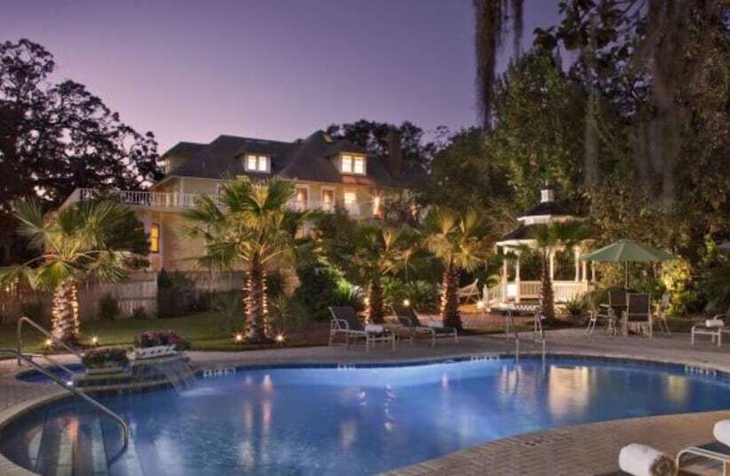 Hoyt House Luxury Bed & Breakfast