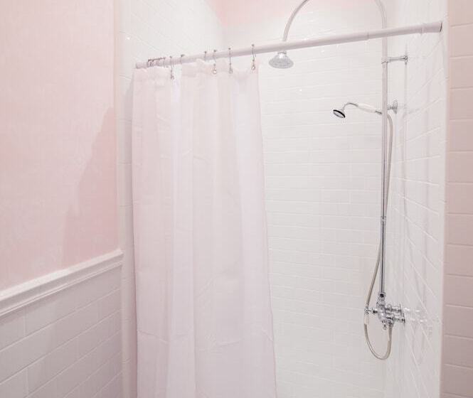 Hoyt House Luxury Bed & Breakfast