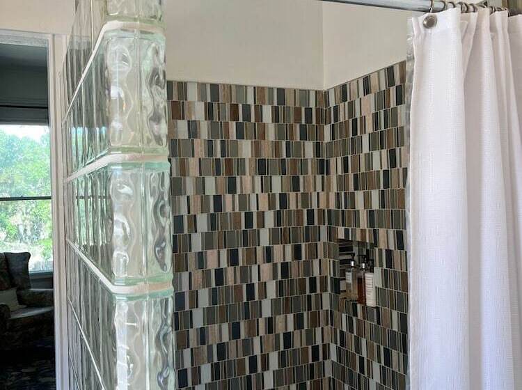 Hoyt House Luxury Bed & Breakfast