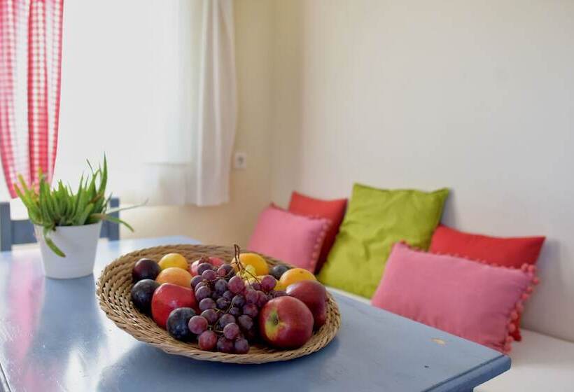 Isabella Country House