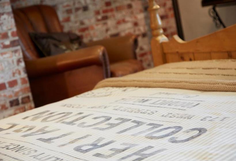 Lower Drayton Farm B&b