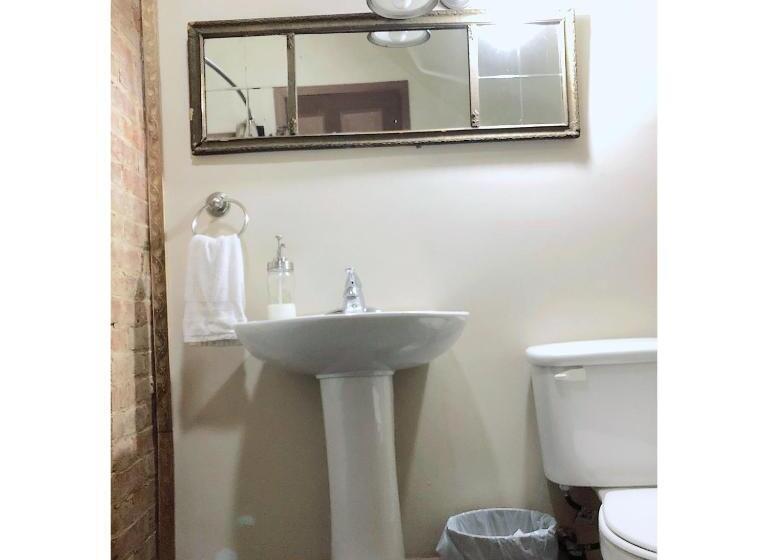 Main Street Bed & Breakfast Established In 1810