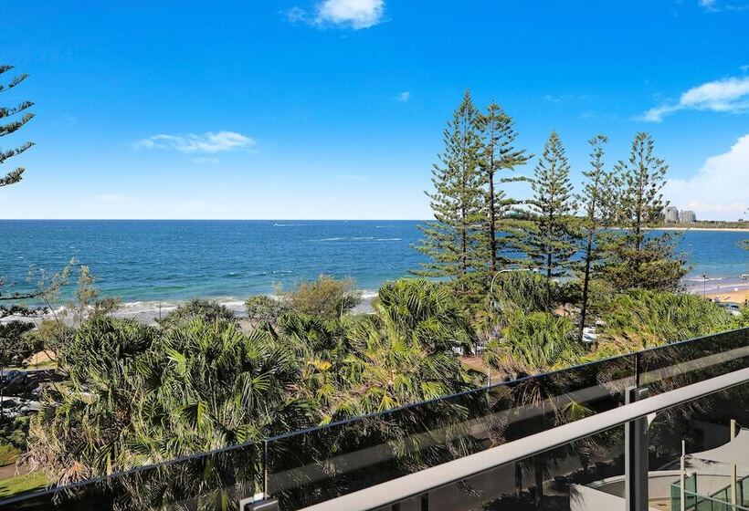 Malibu Apartments