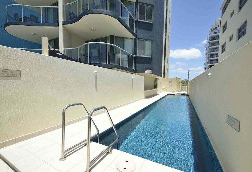 Malibu Apartments