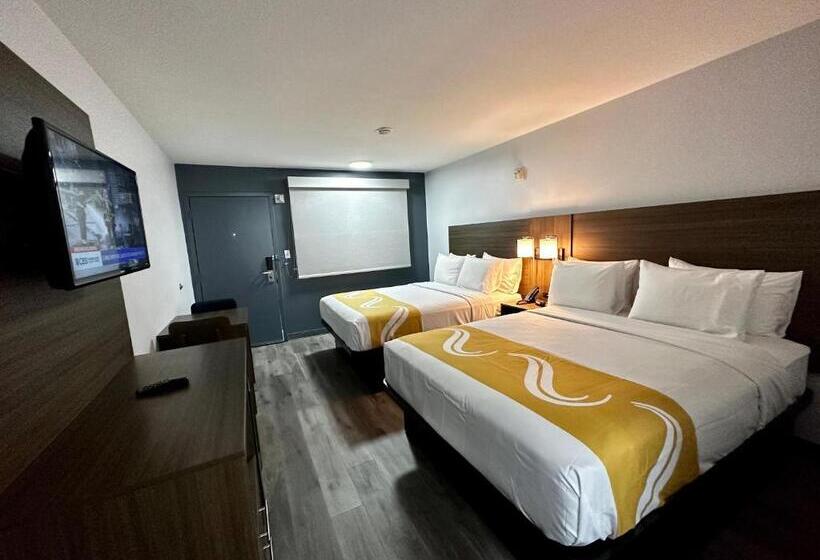 汽车旅馆  Quality Inn Santa Fe New Mexico