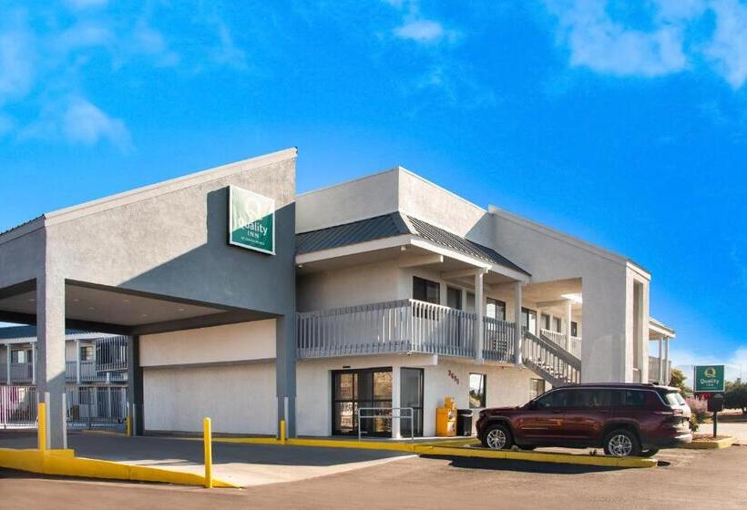 汽车旅馆  Quality Inn Santa Fe New Mexico