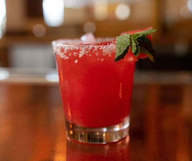 فندق على الطريق The Inn At Boatworks, Lake Tahoe