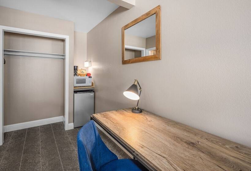 فندق على الطريق The Inn At Boatworks, Lake Tahoe