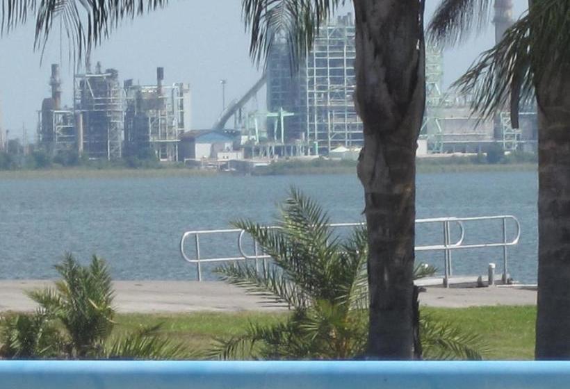 فندق على الطريق Westmont Inn  Lakeland