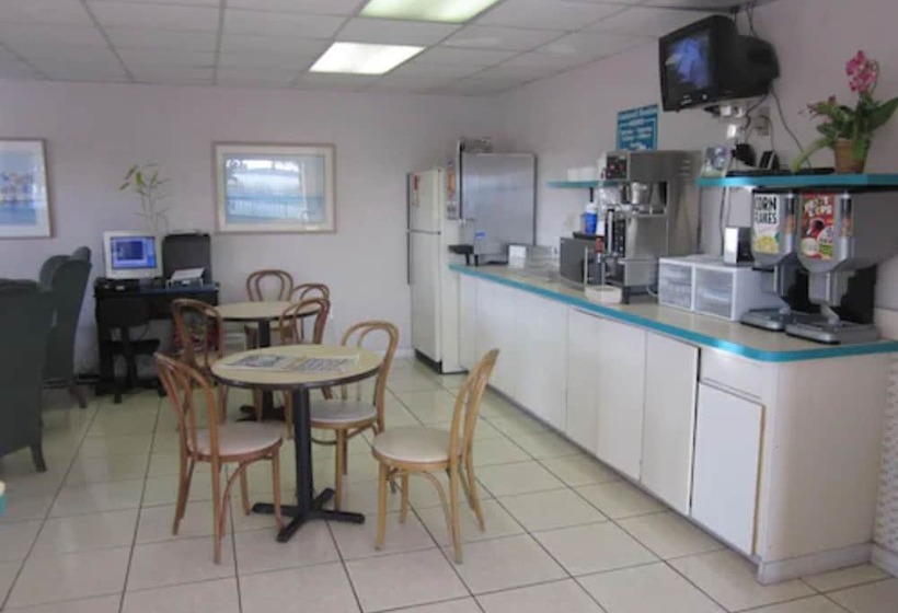 מוטל Westmont Inn  Lakeland