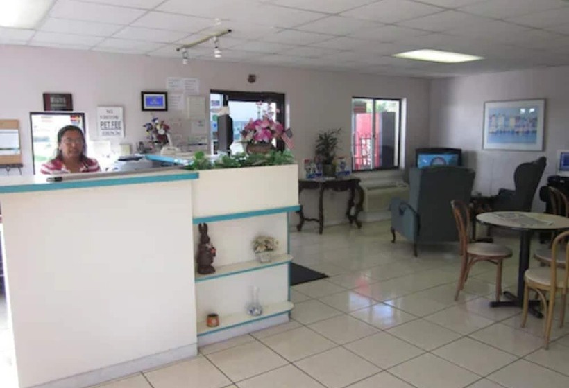 فندق على الطريق Westmont Inn  Lakeland