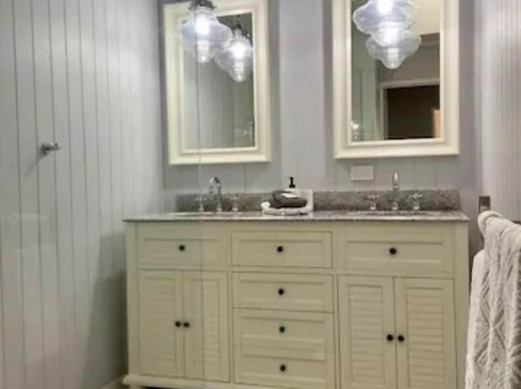 Noosa Village River Resort