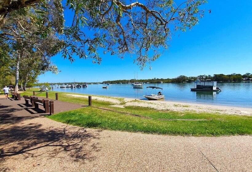 Noosa Village River Resort