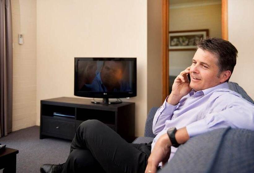 Oxley Court Serviced Apartments