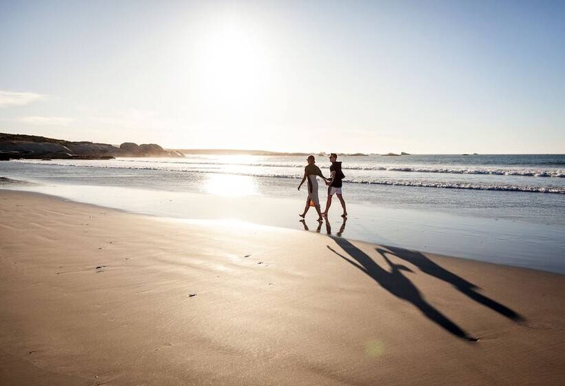 פנסיון Abalone Hotel & Villa S