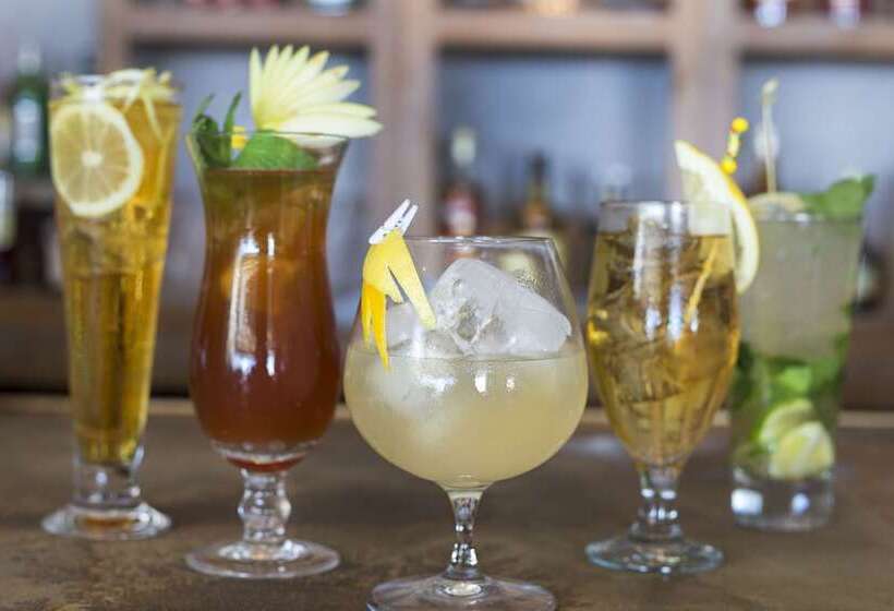 פנסיון Abalone Hotel & Villa S