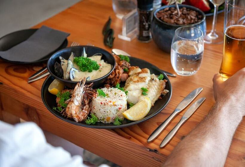 פנסיון Abalone Hotel & Villa S