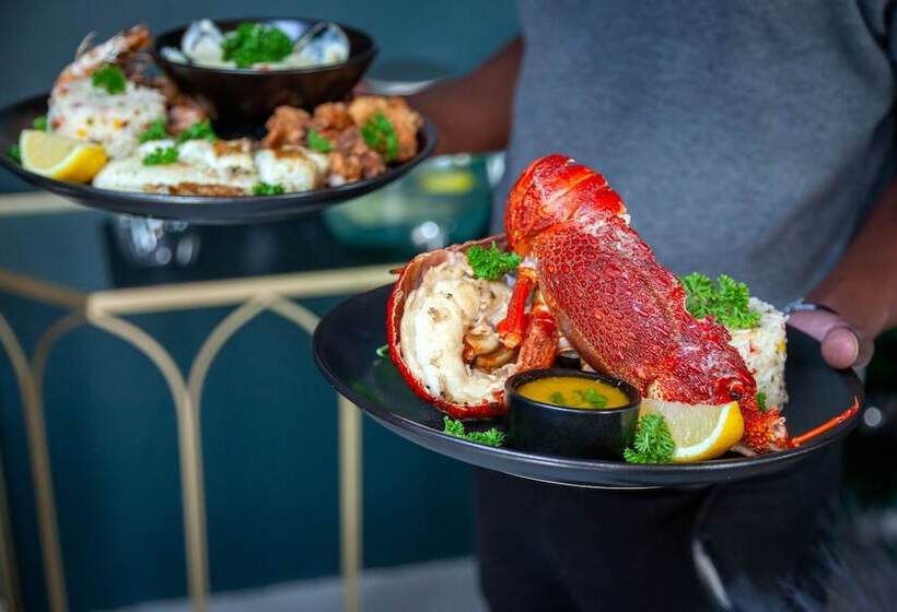 פנסיון Abalone Hotel & Villa S