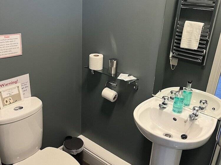 ペンション Ambleside Central