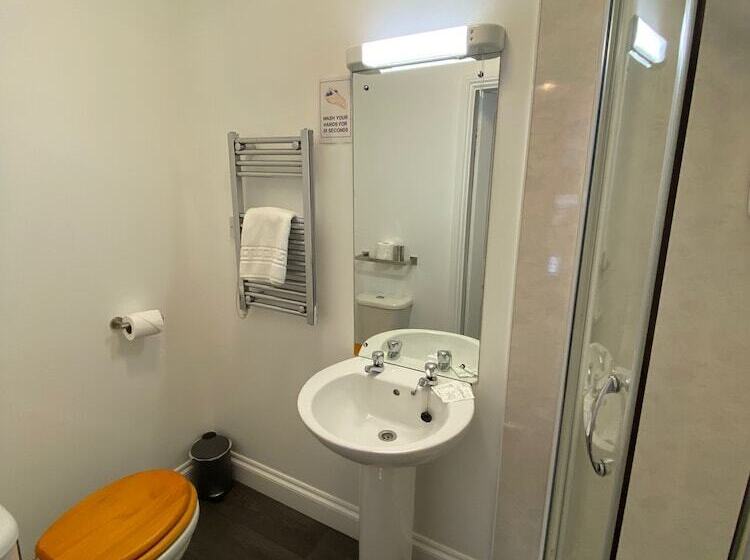 ペンション Ambleside Central