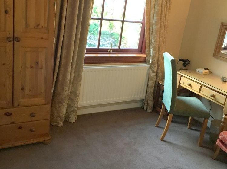 Пансион Appin House