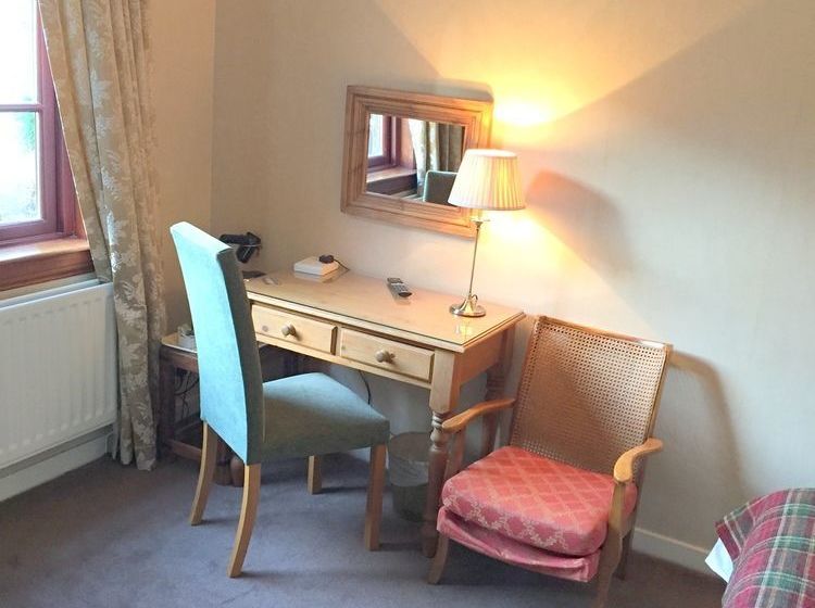 Пансион Appin House