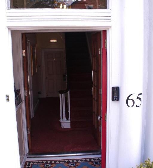 펜션 Ba Ba Guest House