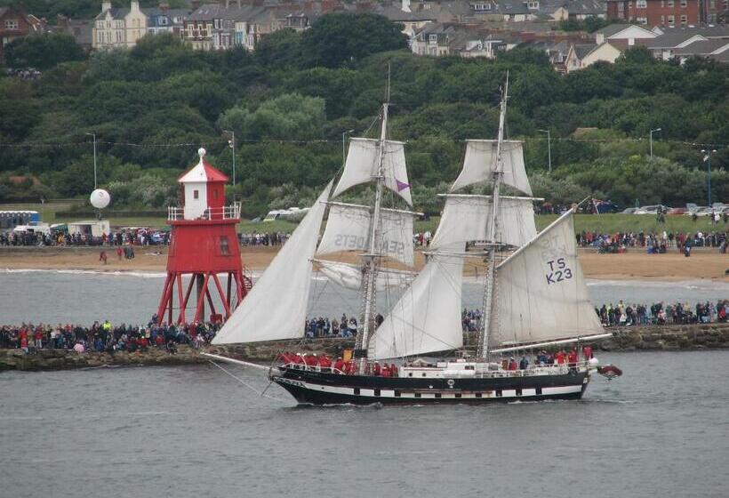 פנסיון Beechwood Guest House