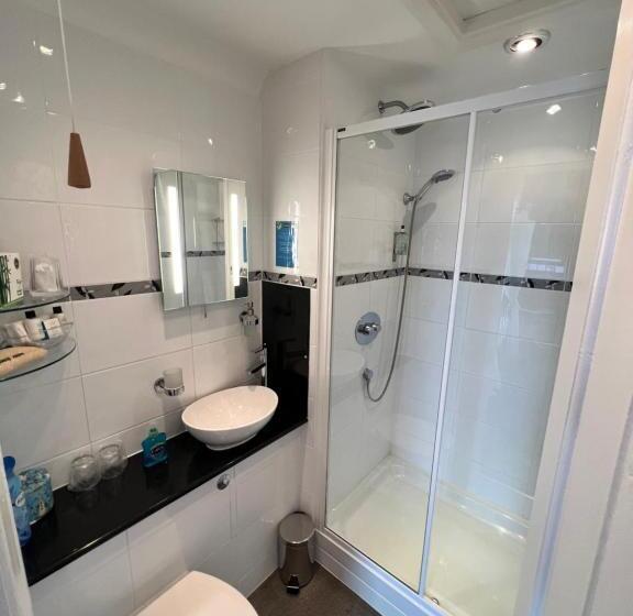 膳宿费 Birkdale Guest House