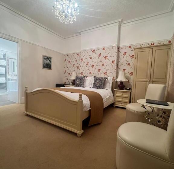 膳宿费 Birkdale Guest House