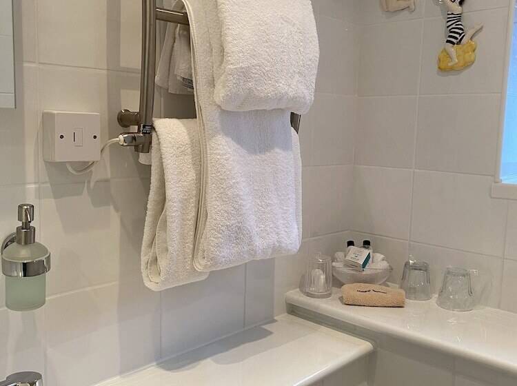 膳宿费 Birkdale Guest House