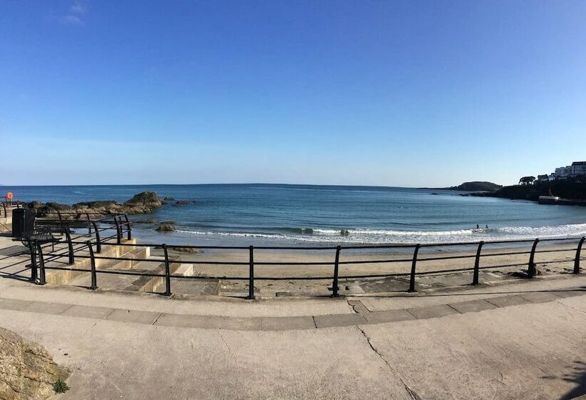 بنسيون Bridgeside Guest House